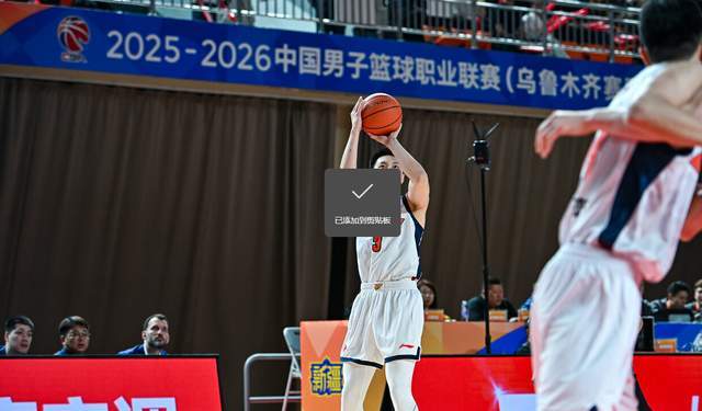 28圈-十一冠王为何遭新疆队逆转?杜锋暗批4人,道出输球原因,该醒了